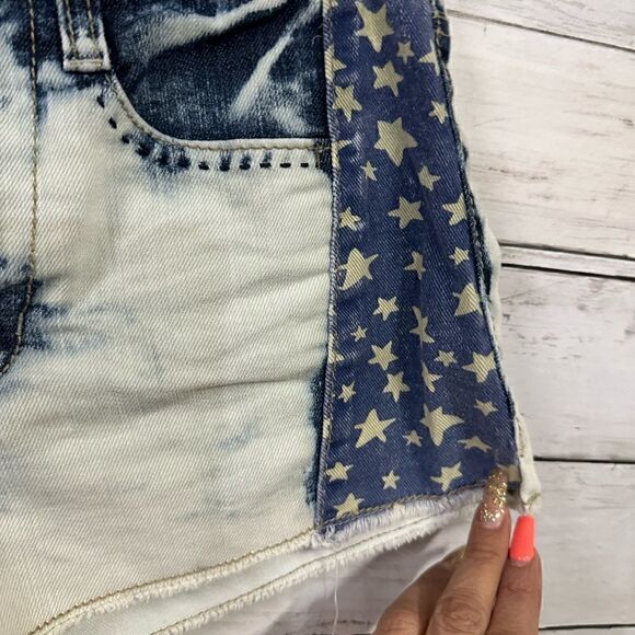 Mossimo USA Flag High Rise Shorts - Picture 3 of 5